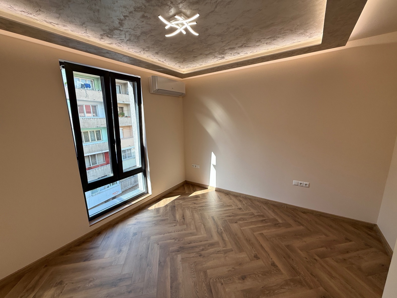 Продава 2-СТАЕН, гр. Перник, Център, снимка 8 - Апартаменти - 52504261