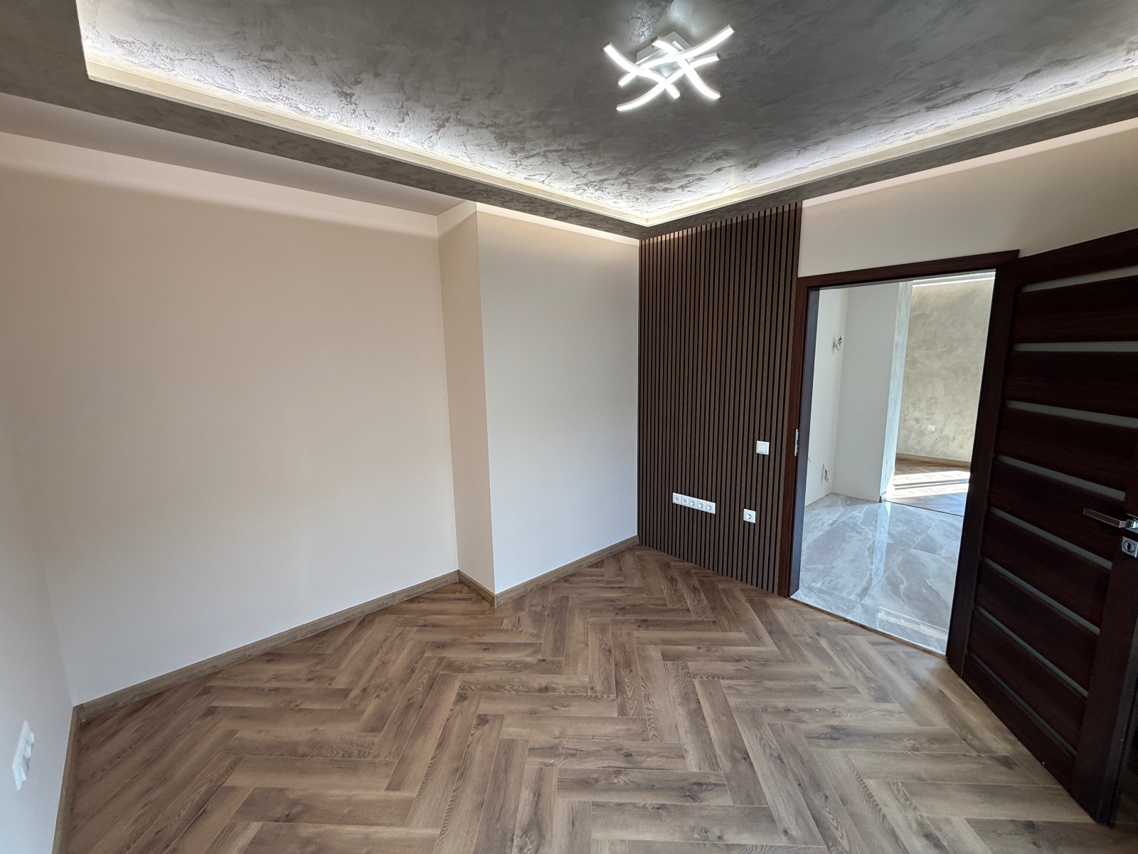 Продава 2-СТАЕН, гр. Перник, Център, снимка 9 - Апартаменти - 52504261