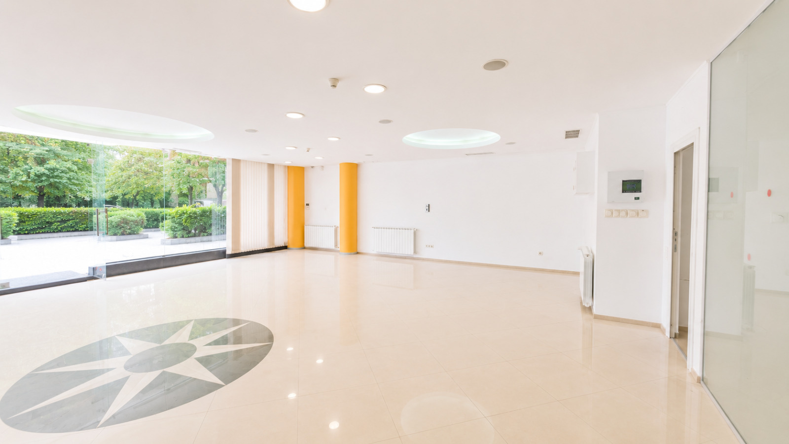 Продава МАГАЗИН, гр. София, Изток, снимка 3 - Магазини - 54985718