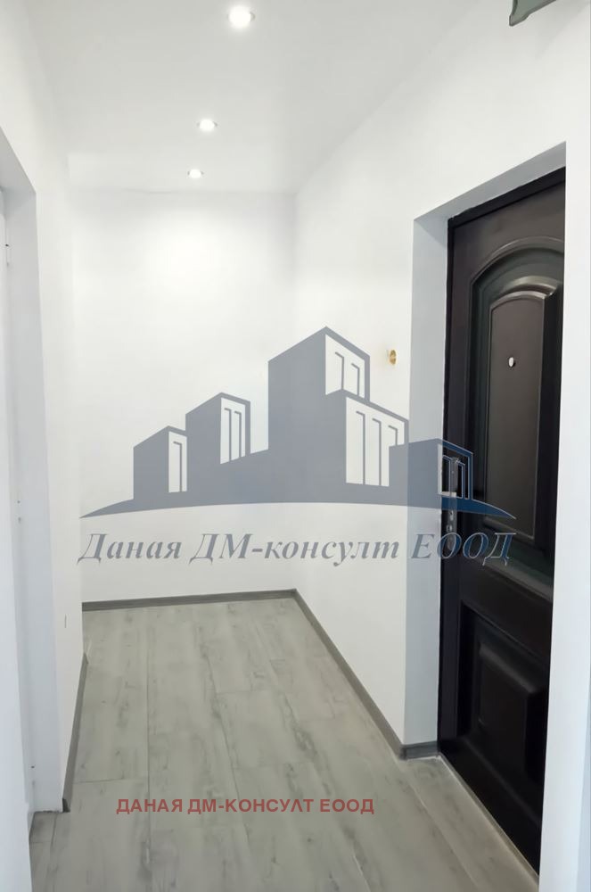 Продава  1-стаен град Шумен , Тракия , 42 кв.м | 62685510 - изображение [2]