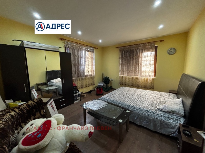 Продава КЪЩА, гр. Гулянци, област Плевен, снимка 10 - Къщи - 53594725