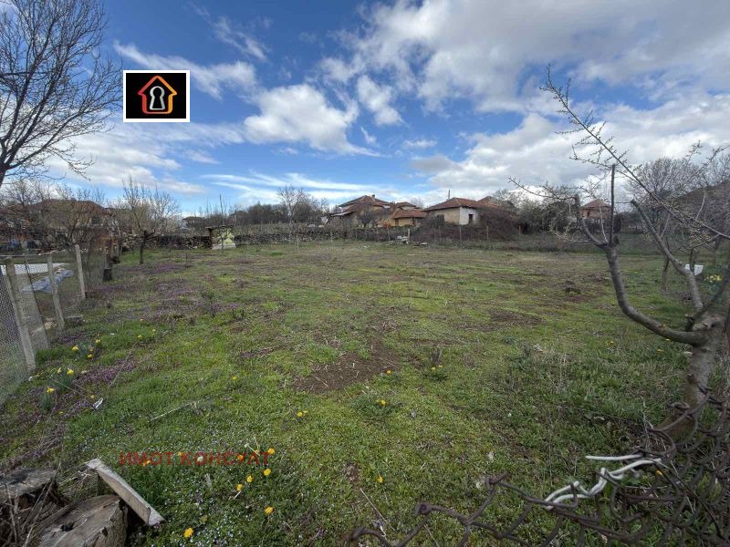 Продава ПАРЦЕЛ, с. Лиляче, област Враца