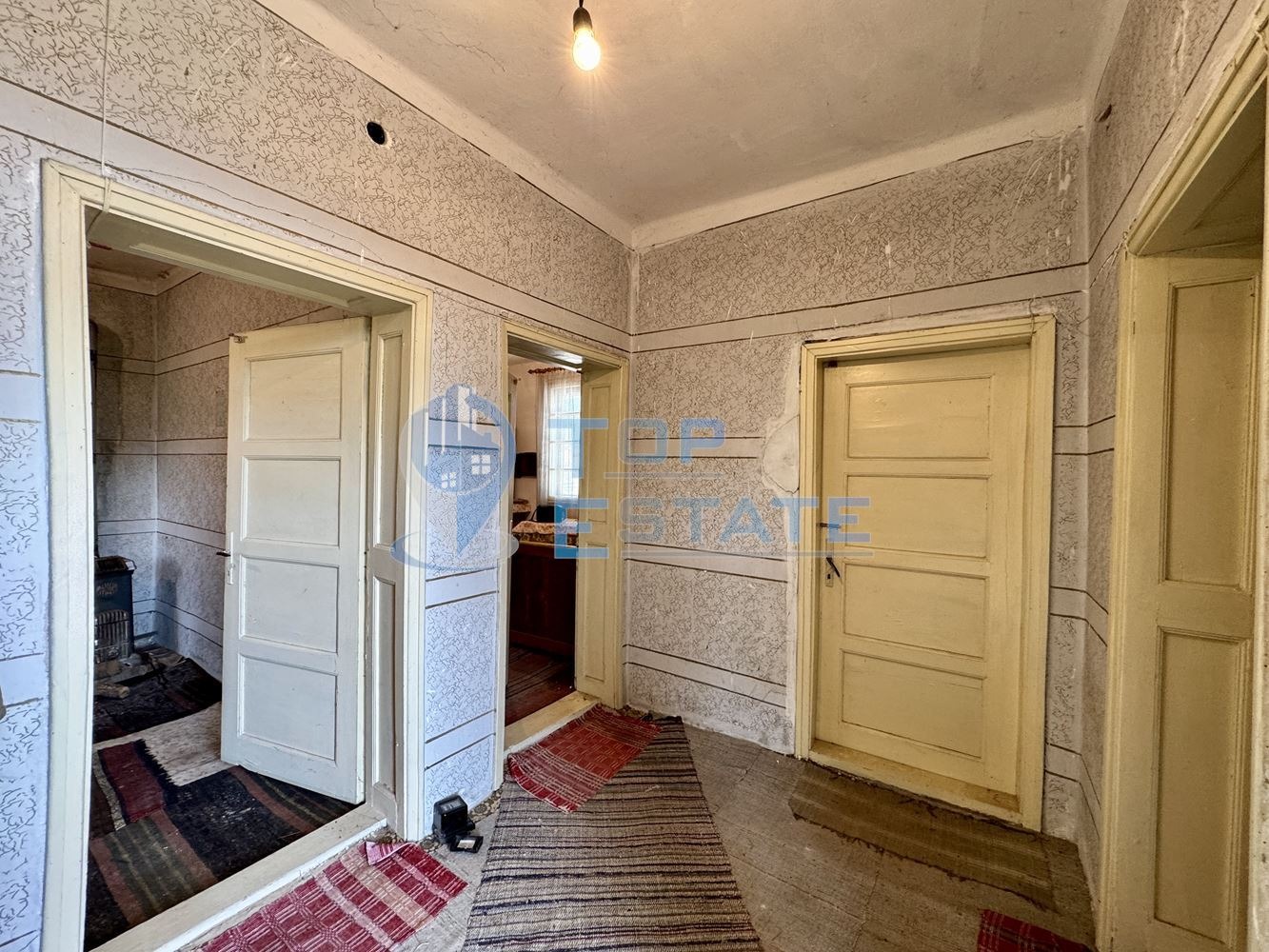Продава КЪЩА, с. Драганово, област Велико Търново, снимка 2 - Къщи - 54697052