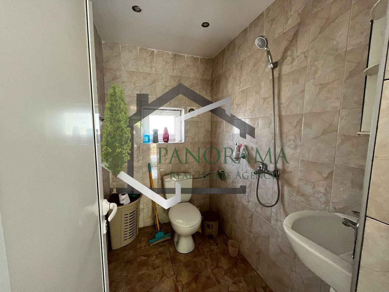 Продава КЪЩА, гр. Нови пазар, област Шумен, снимка 6 - Къщи - 54999595