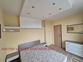 1 quarto Mladost 4, Sofia 4