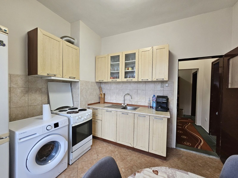 Продава 3-СТАЕН, гр. Плевен, Идеален център, снимка 13 - Апартаменти - 53119849