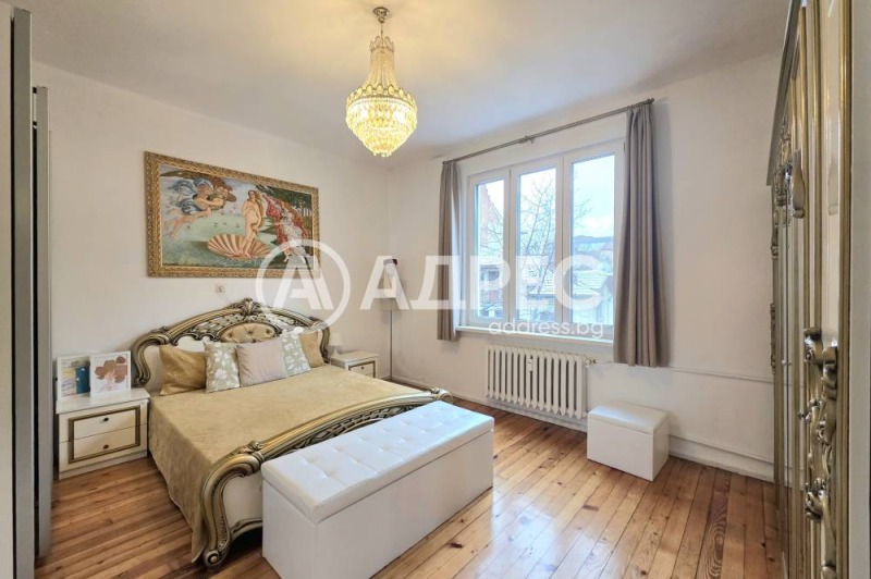 Продава 3-СТАЕН, гр. София, Център, снимка 3 - Апартаменти - 53228909