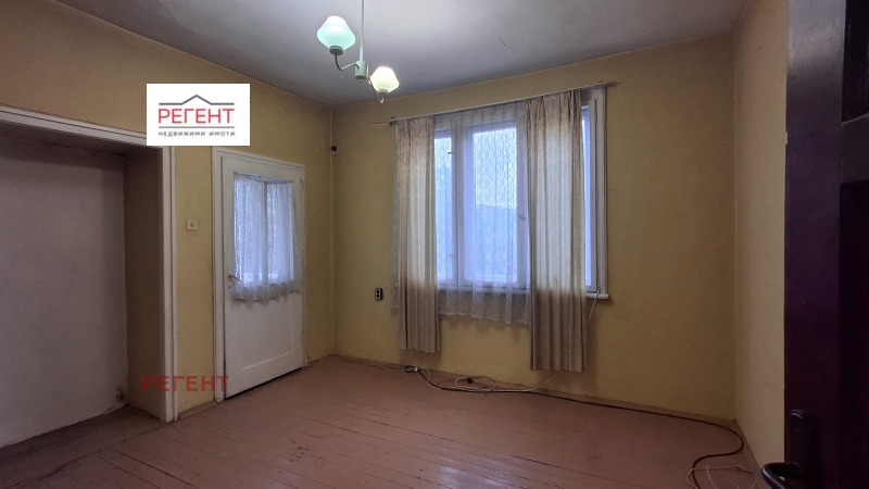Продава  Етаж от къща град Габрово , Център , 132 кв.м | 34575375 - изображение [8]