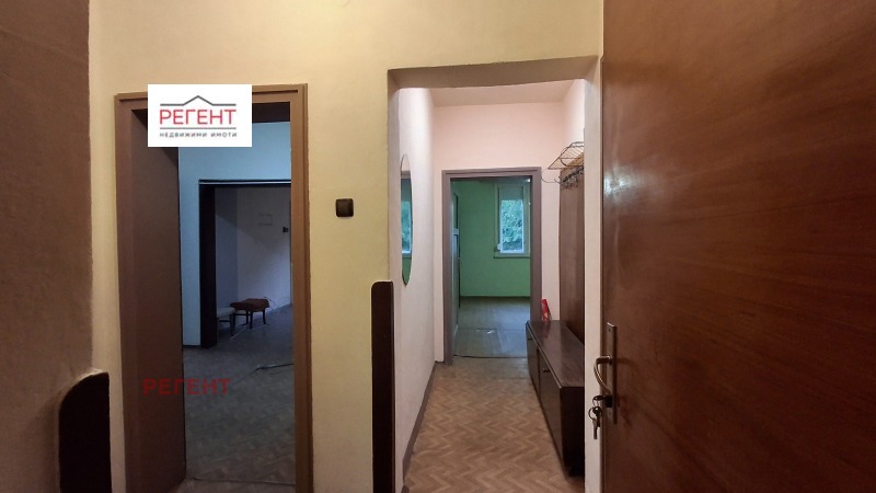 Продава  Етаж от къща град Габрово , Център , 132 кв.м | 34575375 - изображение [2]