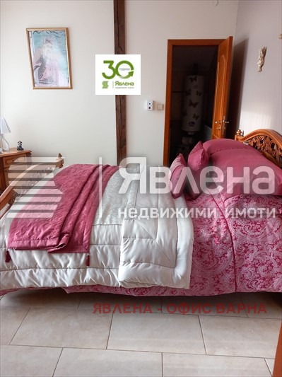 Продава КЪЩА, с. Безводица, област Добрич, снимка 3 - Къщи - 53688096