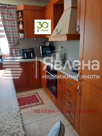 Продава КЪЩА, с. Безводица, област Добрич, снимка 14 - Къщи - 53688096