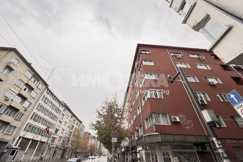 Продава 2-СТАЕН, гр. София, Център, снимка 7 - Апартаменти - 52668864