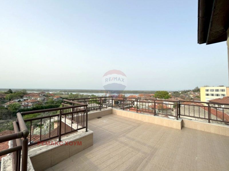 Продава  3-стаен област Велико Търново , гр. Свищов , 133 кв.м | 73136899 - изображение [17]