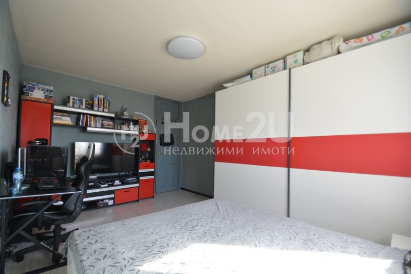 Te koop  3 slaapkamers Varna , Vladislav Varnentsjik 1 , 106 m² | 76989576