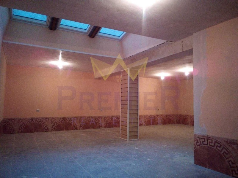Продается  Офис Варна , Колхозен пазар , 108 кв.м | 33462125