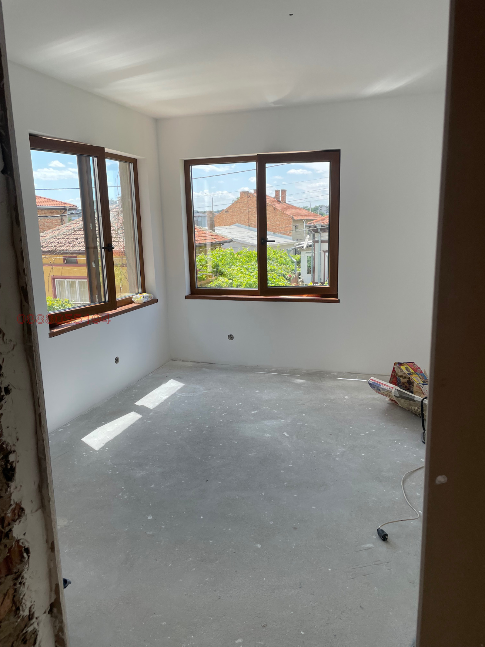 Продава ЕТАЖ ОТ КЪЩА, гр. Добрич, Автогара, снимка 4 - Етаж от къща - 55063793