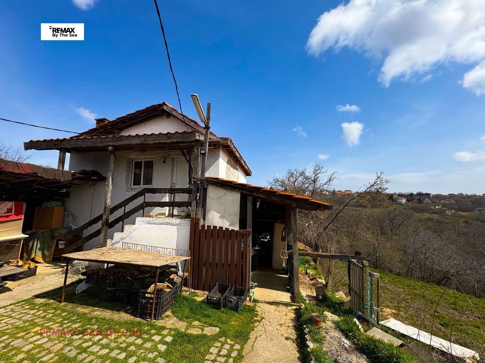 Продава КЪЩА, с. Приселци, област Варна