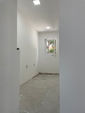 Продава ЕТАЖ ОТ КЪЩА, гр. Добрич, Автогара, снимка 9