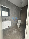 Продава 3-СТАЕН, град Шумен, Тракия • 143000 € / 279683.69 лв. • 18705299 4