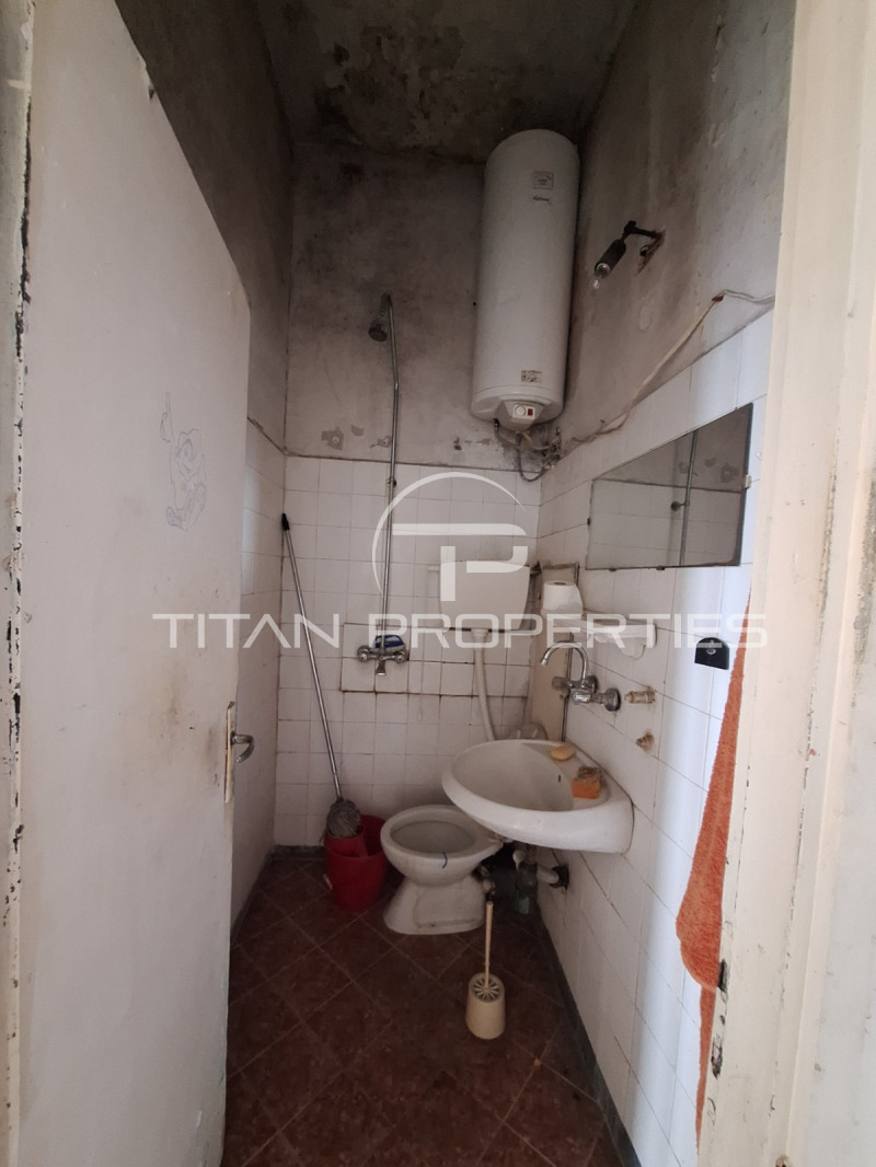 Продава 2-СТАЕН, гр. Пловдив, Кършияка, снимка 8 - Апартаменти - 53123183