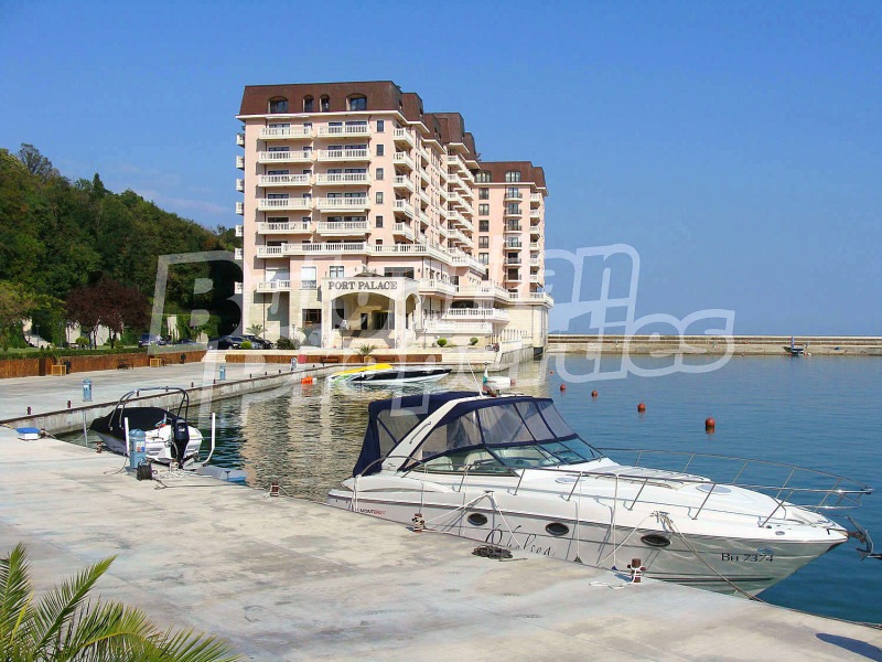 На продаж  2 спальні Варна , к.к. Св.Св. Константин и Елена , 136 кв.м | 84867357 - зображення [17]