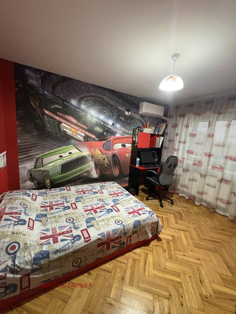 Продается  3 спальни Видин , Петко Каравелов , 130 кв.м | 16063870 - изображение [14]