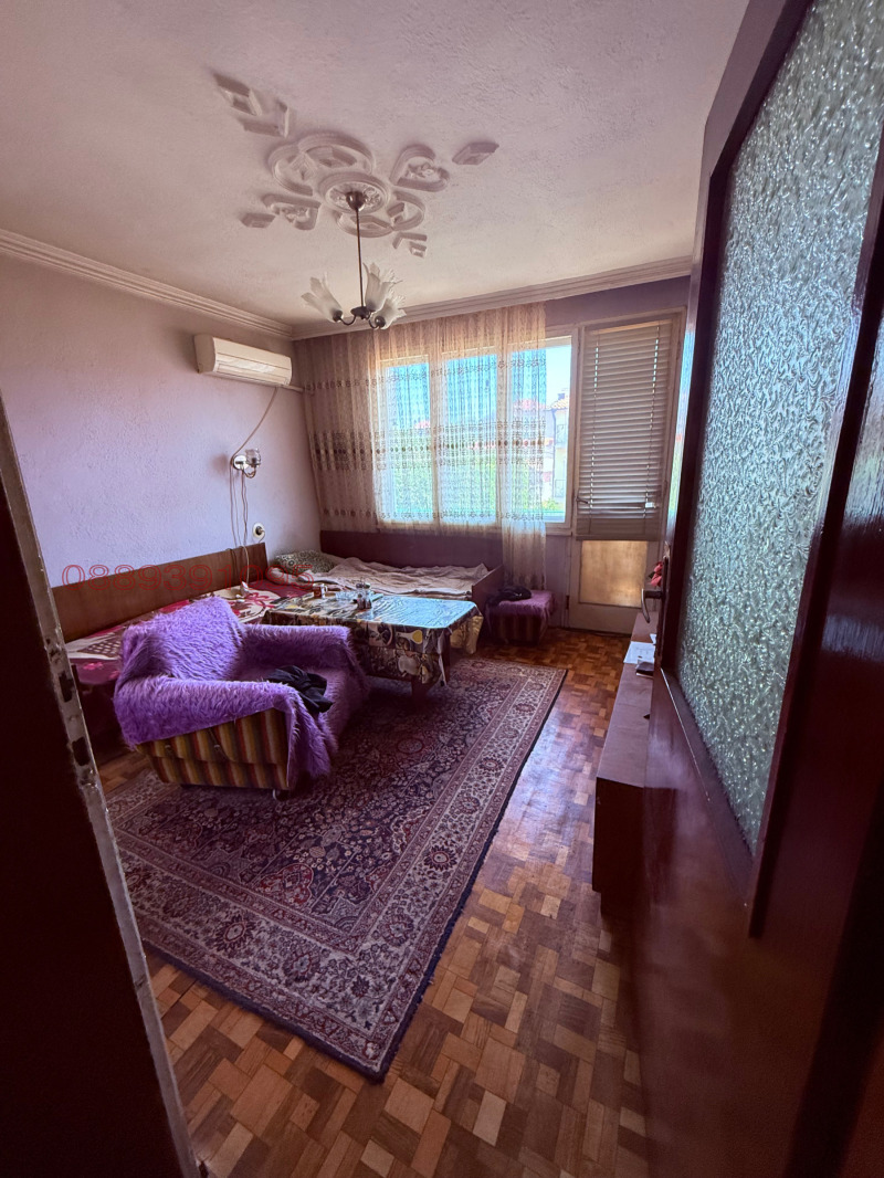 Продава ЕТАЖ ОТ КЪЩА, гр. Чирпан, област Стара Загора, снимка 16 - Етаж от къща - 52779886