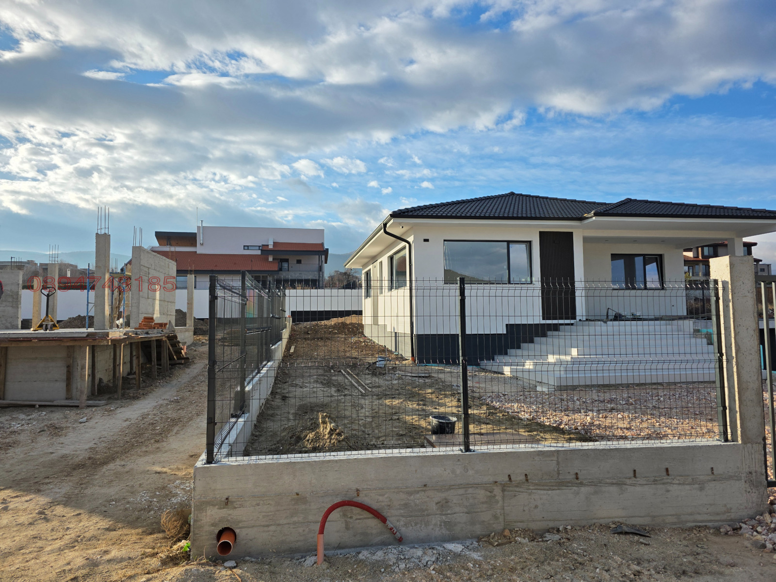 Продава КЪЩА, с. Белащица, област Пловдив, снимка 2 - Къщи - 53686489