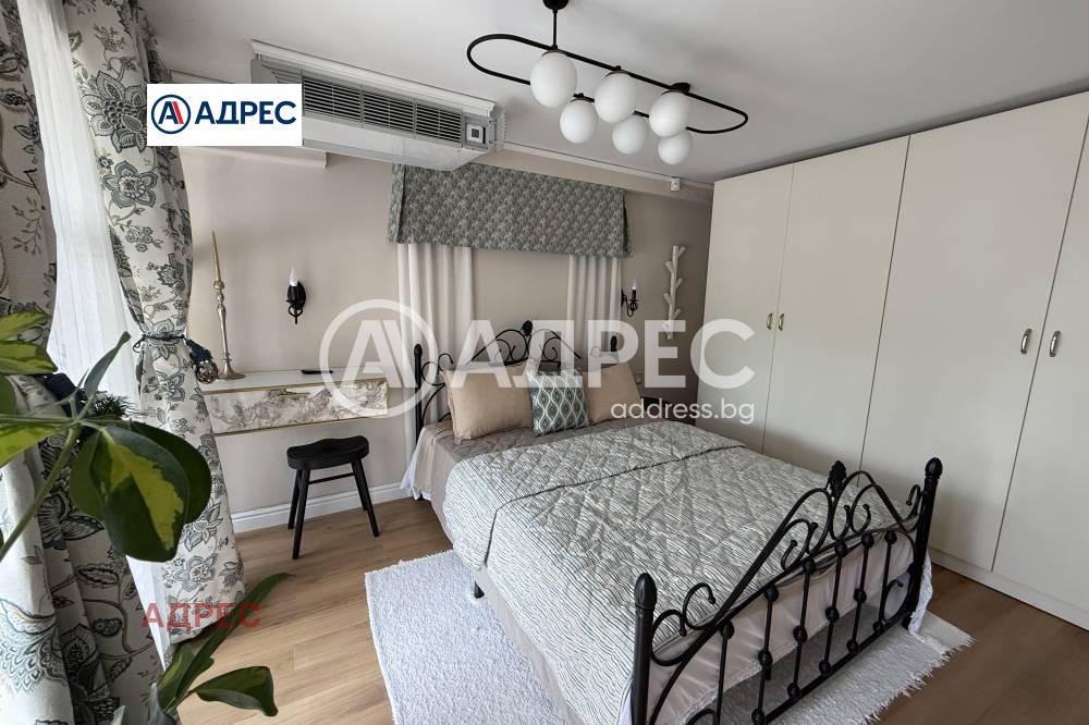 Продава КЪЩА, гр. Варна, Свети Никола