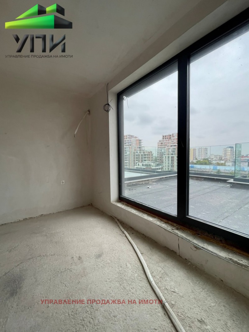 Продава МНОГОСТАЕН, гр. София, Изток, снимка 3 - Апартаменти - 52475744