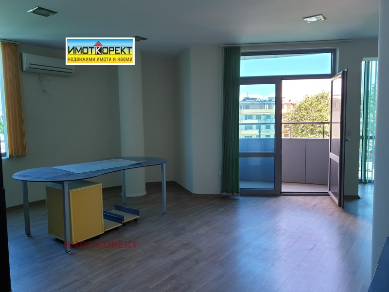 Продава ОФИС, гр. Пазарджик, Идеален център, снимка 2 - Офиси - 53533109