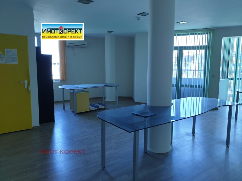 Продава ОФИС, гр. Пазарджик, Идеален център, снимка 3 - Офиси - 53533109