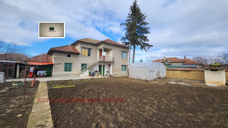 Продава  Къща, област Велико Търново, с. Ресен • 45 000 EUR • ID 70210160 — holmes.bg - [1] 