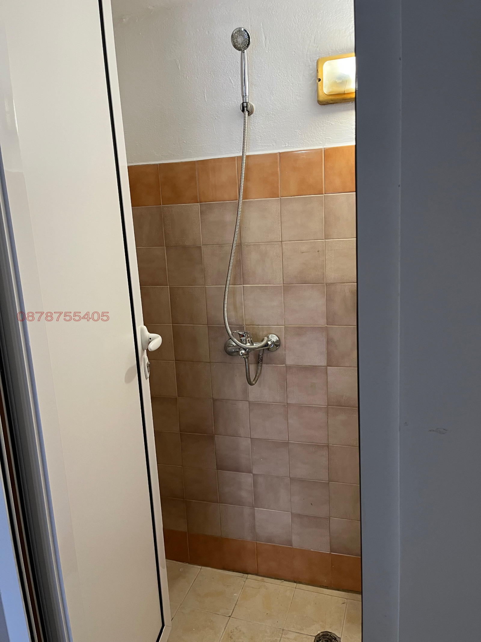 Продава АТЕЛИЕ, ТАВАН, гр. Русе, Родина 2, снимка 6 - Апартаменти - 54130063