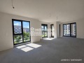 Продава  3-стаен град Пловдив , Младежки Хълм , 191 кв.м | 65627465 - изображение [2]