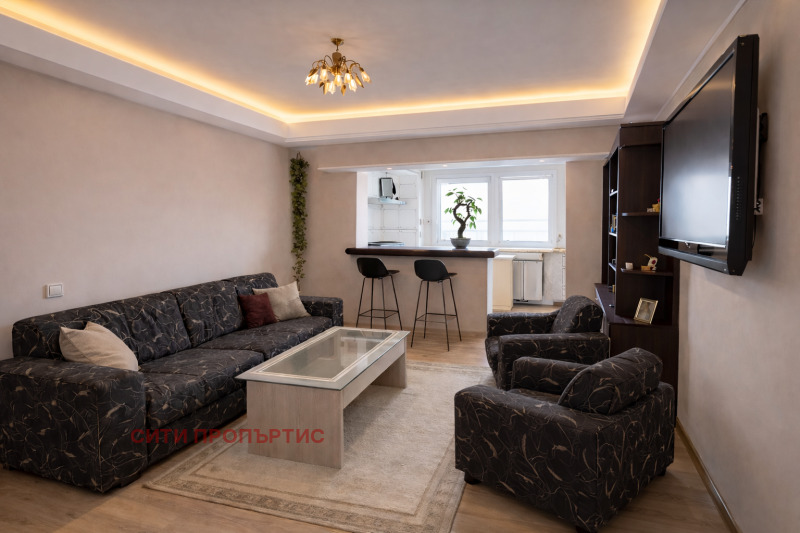 Продава 3-СТАЕН в град Благоевград, Струмско - 75 кв.м / 80 000 € » 156 466.40 лв., СИТИ ПРОПЪРТИС