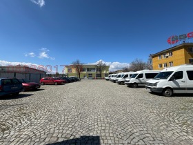 Edificio industriale Industrialna zona - Izgrev, Plovdiv 2