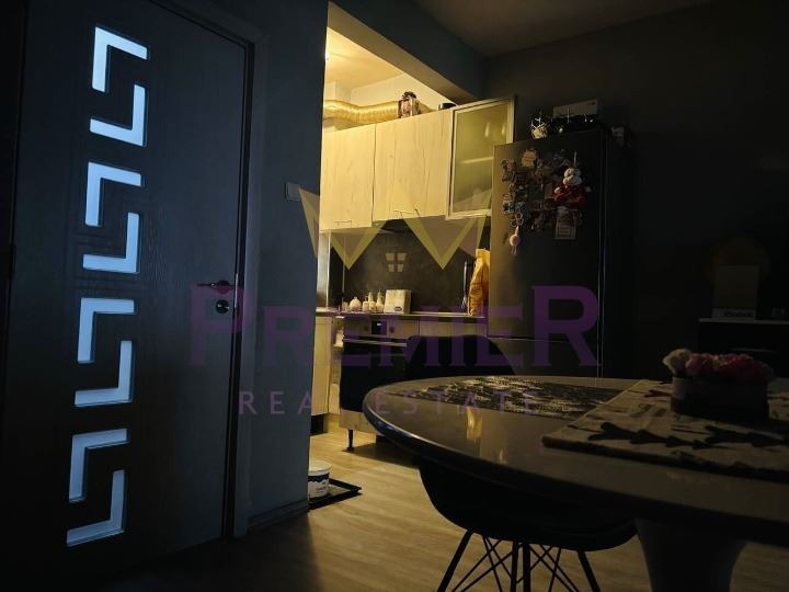 Продава 3-СТАЕН, гр. Бургас, Център, снимка 2 - Апартаменти - 53022528