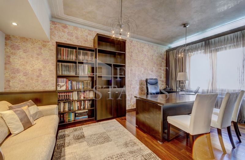 Na prodej  3+ ložnice Sofia , Centar , 220 m2 | 31573931 - obraz [6]