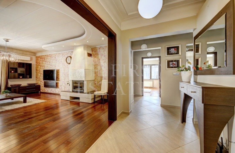 Na prodej  3+ ložnice Sofia , Centar , 220 m2 | 31573931 - obraz [7]