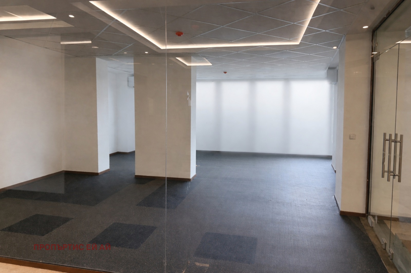 Продава 2-СТАЕН, гр. София, Сердика, снимка 2 - Апартаменти - 54065071