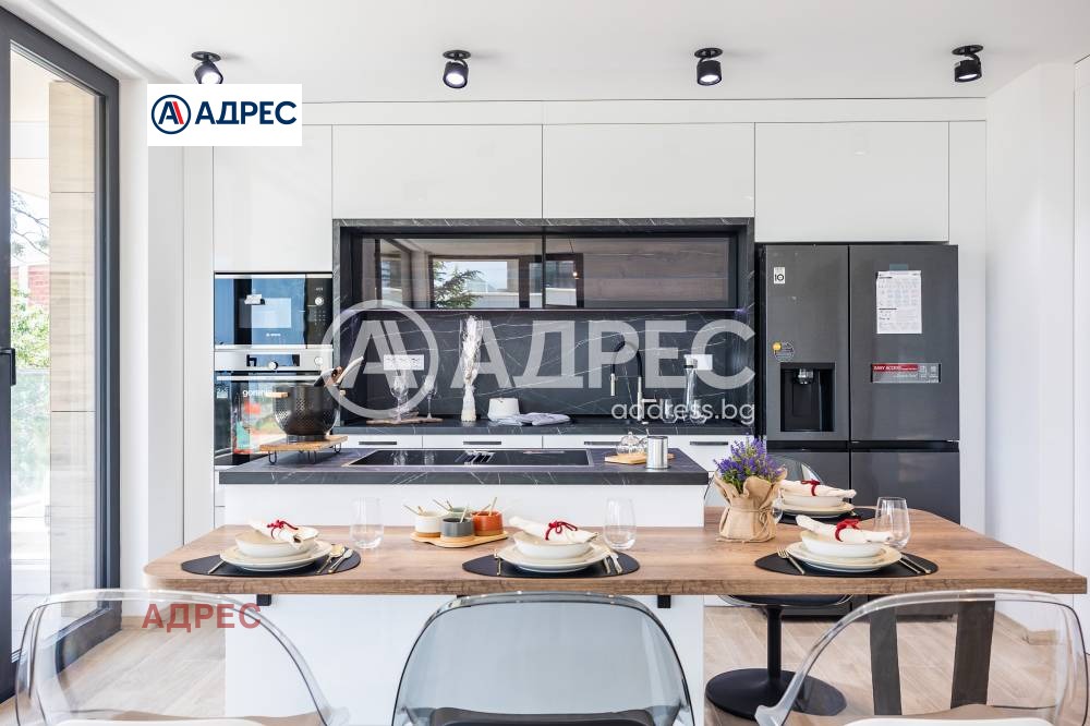 Продава МНОГОСТАЕН, гр. Варна, к.к. Св.Св. Константин и Елена