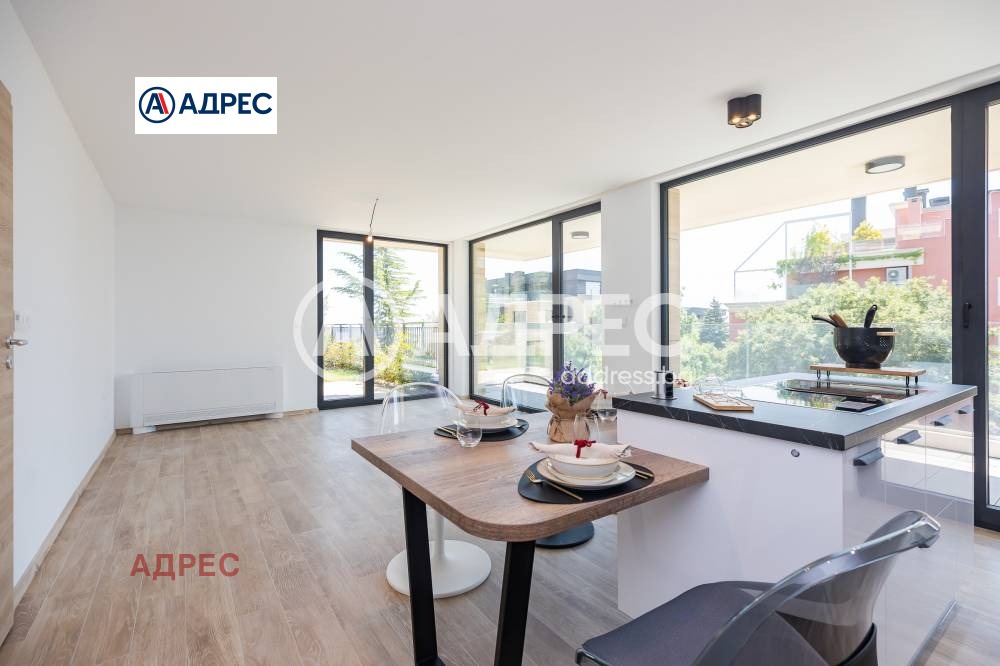 Продава МНОГОСТАЕН, гр. Варна, к.к. Св.Св. Константин и Елена, снимка 10 - Апартаменти - 54075816