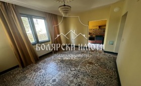 2 dormitorios Tsentar, Veliko Tarnovo 1