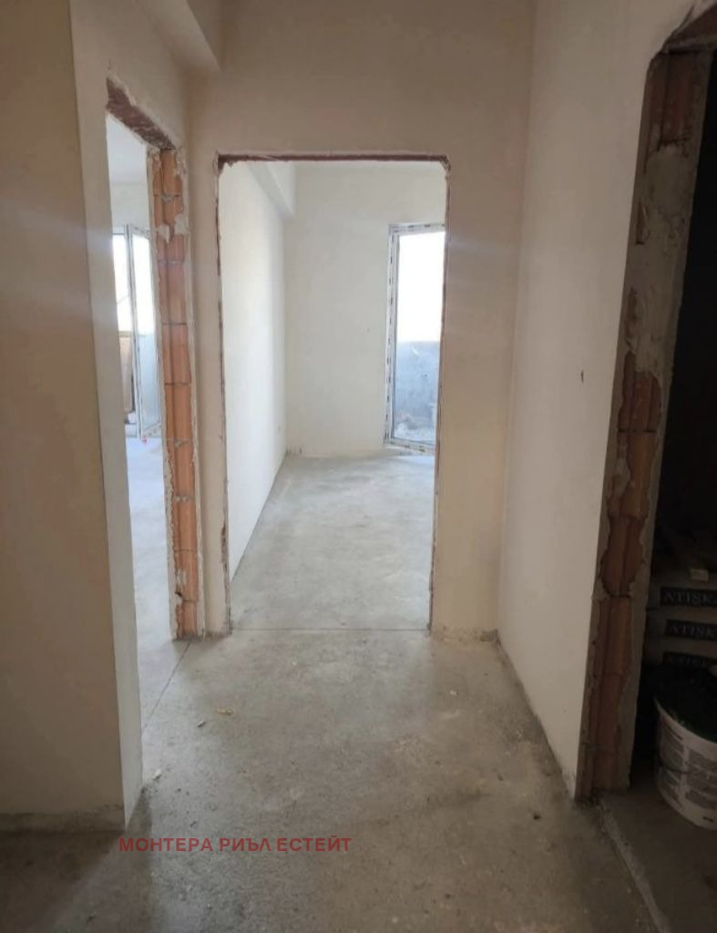 Продава 2-СТАЕН, гр. Варна, Бриз, снимка 2 - Апартаменти - 53860600