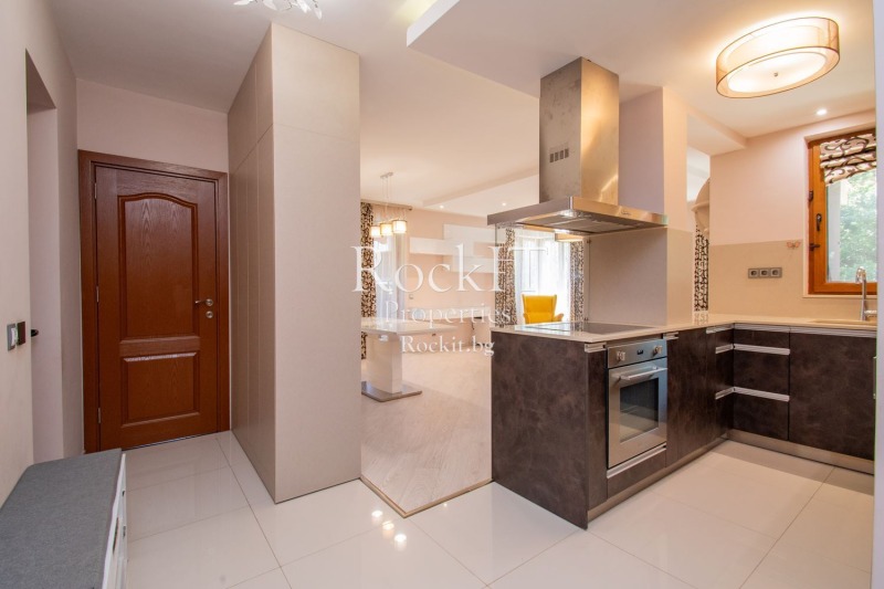 Продава  3-стаен град София , м-т Гърдова глава , 114 кв.м | 83838453