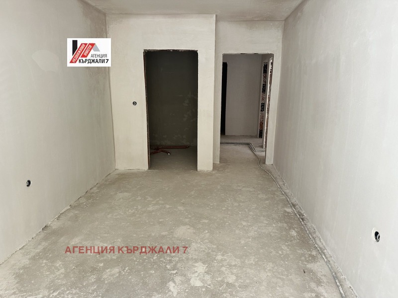 На продаж  2 спальні Кърджали , Център , 113 кв.м | 83229093 - зображення [6]