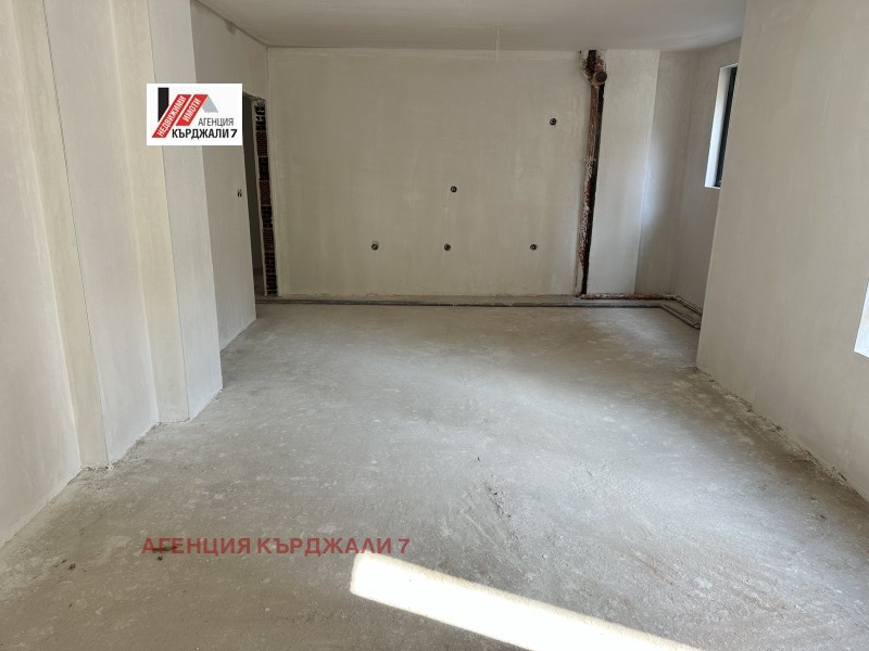 На продаж  2 спальні Кърджали , Център , 113 кв.м | 83229093 - зображення [10]