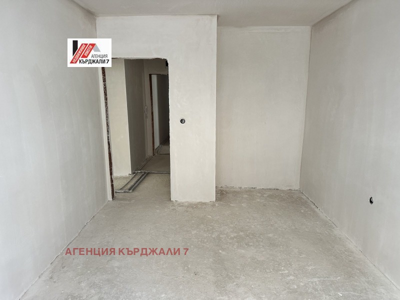 На продаж  2 спальні Кърджали , Център , 113 кв.м | 83229093 - зображення [4]