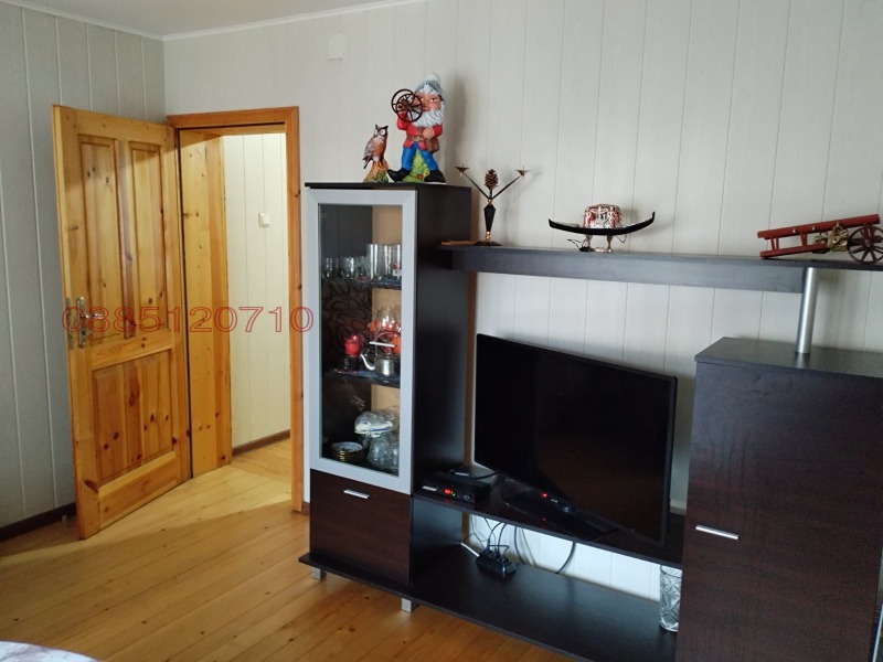 Продава КЪЩА, гр. Априлци, област Ловеч, снимка 5 - Къщи - 52782577